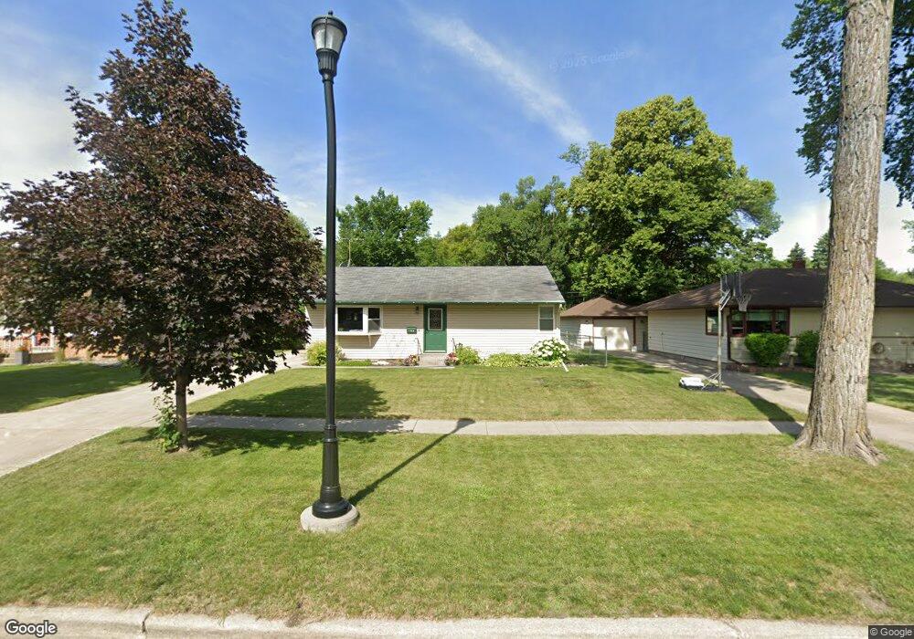 1709 14th St S, Fargo, ND 58103 - photo 1