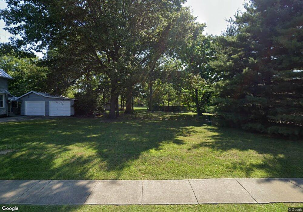 390 Whetstone St, Bucyrus, OH 44820 - photo 1