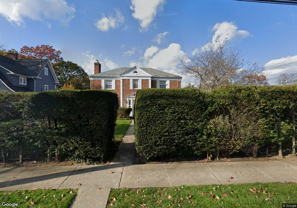 820 Central Ave, Woodmere, NY 11598 - photo 1