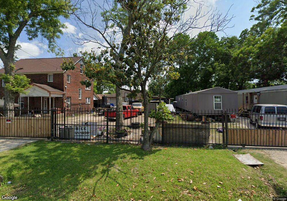 4934 Rosemary Ln, Houston, TX 77093 - photo 1