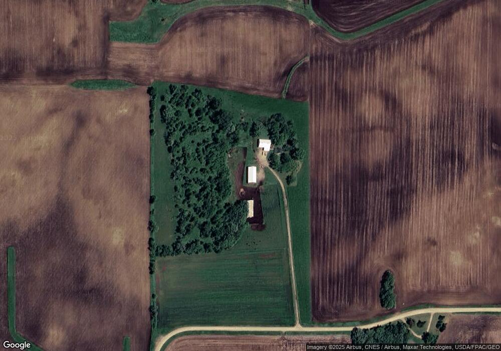 75650 305th St, Clarks Grove, MN 56016 - photo 1