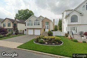 26 Albert St, Moonachie, NJ 07074