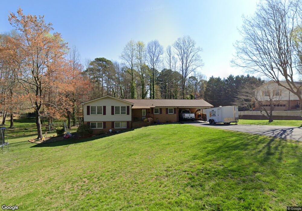 910 N Garden Ave, Siler City, NC 27344 - photo 1