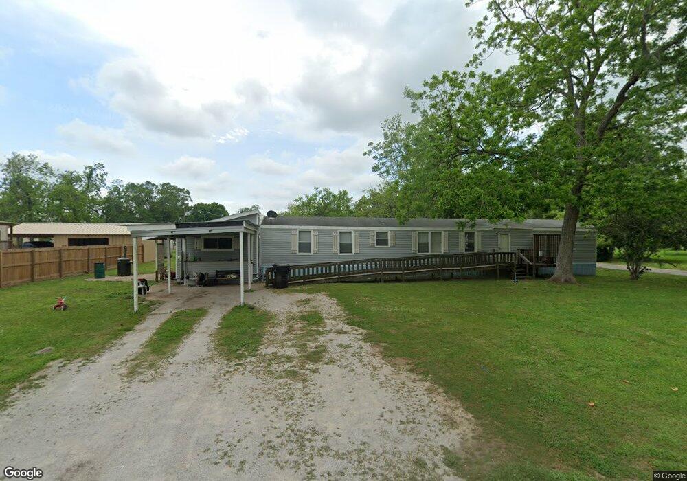 207 W Austin St, Brazoria, TX 77422 - photo 1