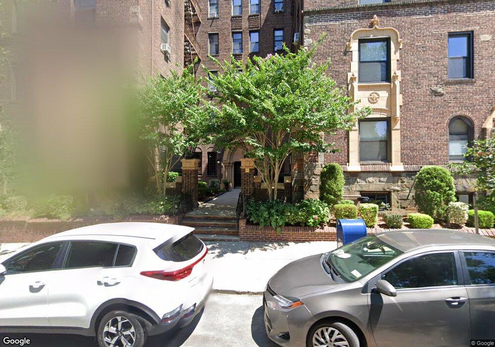 215 Hart Blvd unit 6G, Staten Island, NY 10301 - photo 1