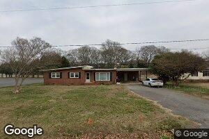 355 S Alexander Dr, Spartanburg, SC 29301
