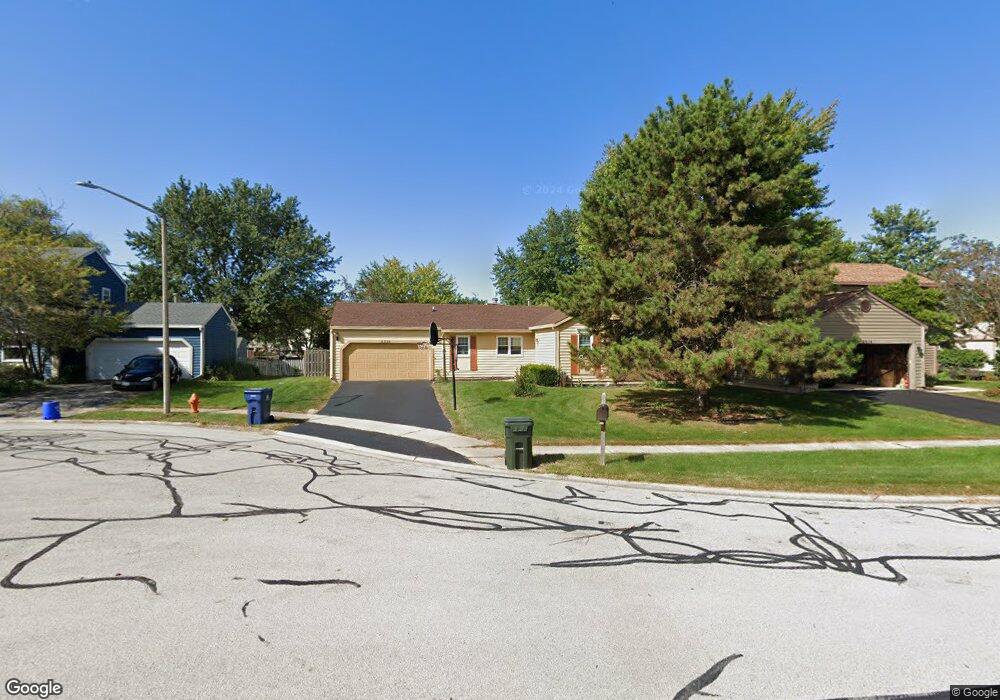 2018 Vanderbilt Ct, Naperville, IL 60565 - photo 1