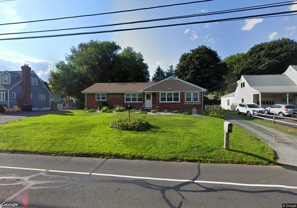 391 Edison Rd, Trumbull, CT 06611 - photo 1