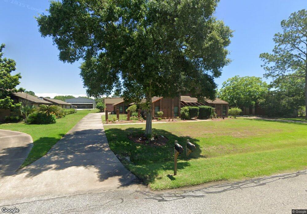 2307 Airline Dr, Friendswood, TX 77546 - photo 1