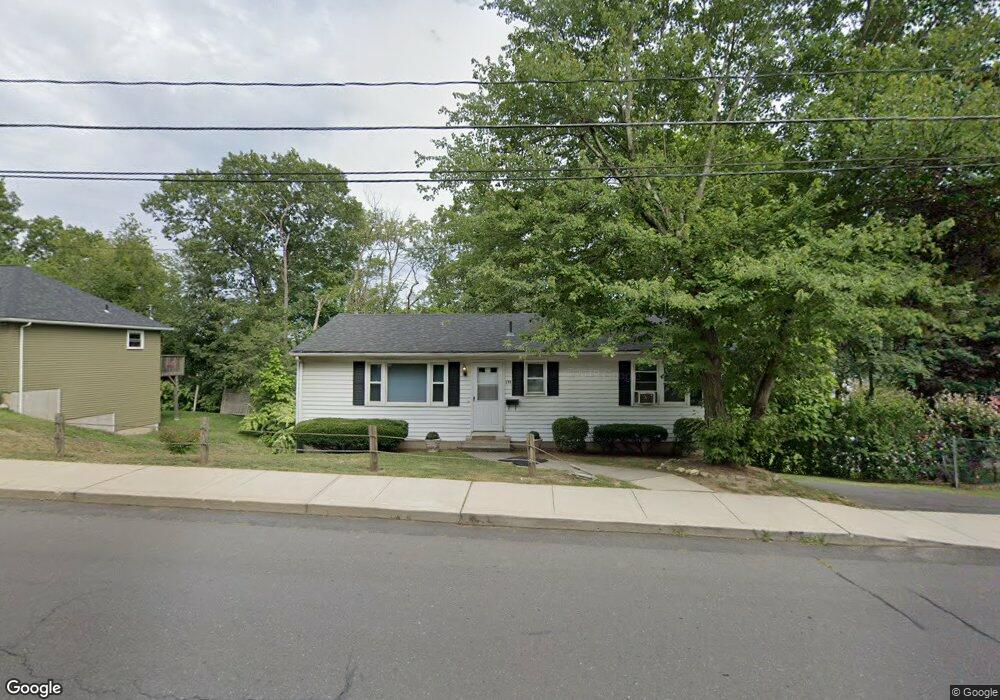 205 Oronoke Rd, Waterbury, CT 06708 - photo 1