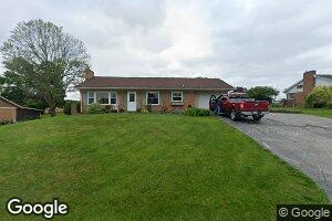 11 Woodland Dr, York, PA 17407