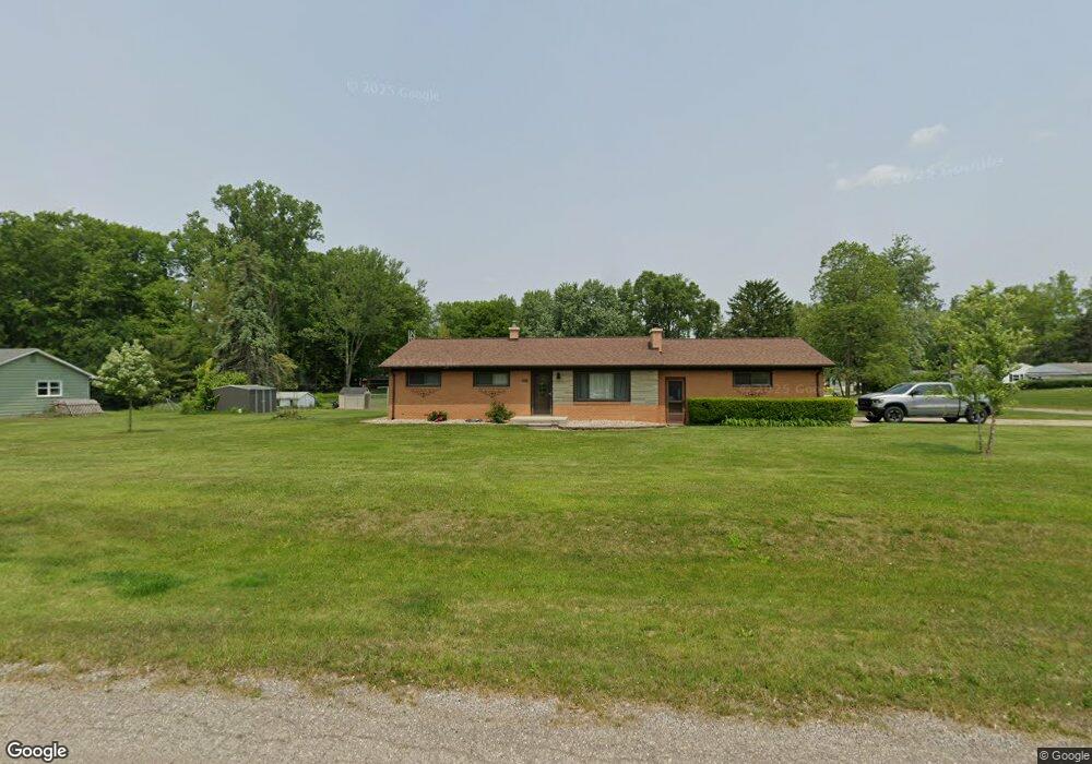 9170 Wabun Ct, Flushing, MI 48433 - photo 1