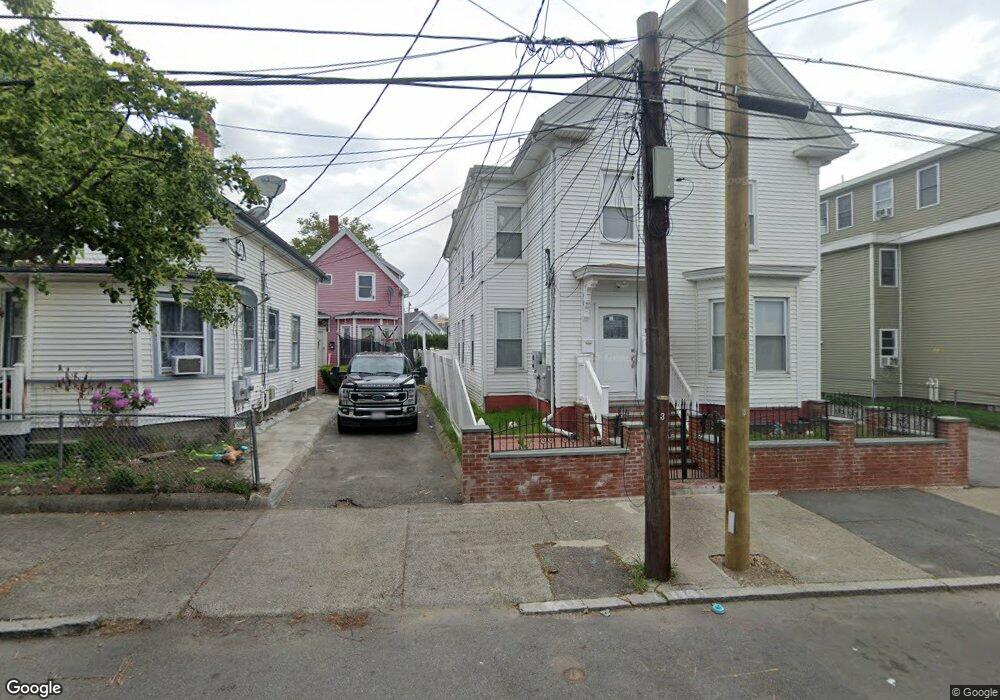 14 Estes St, Lynn, MA 01902 - photo 1