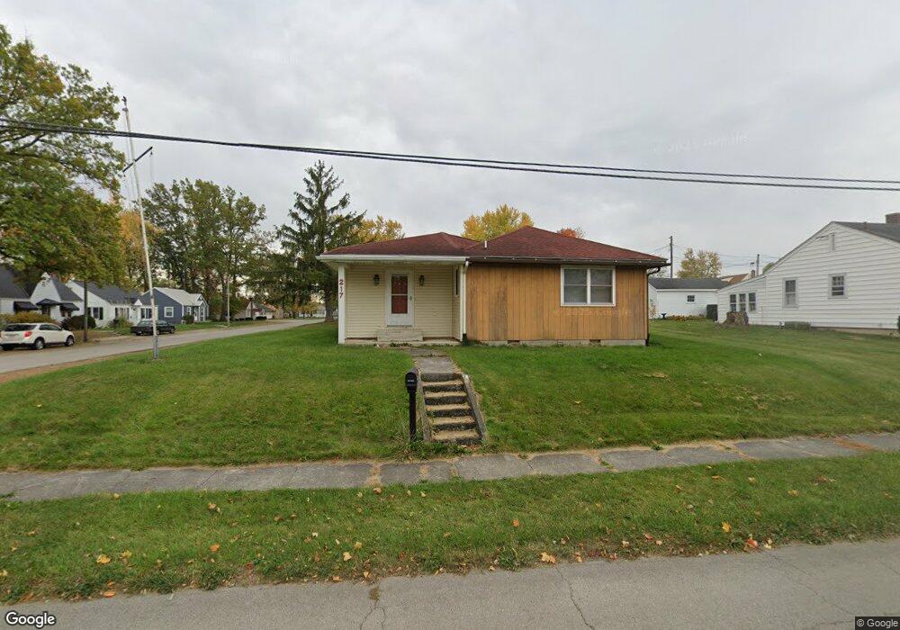 217 E 3rd St, Portland, IN 47371 - photo 1