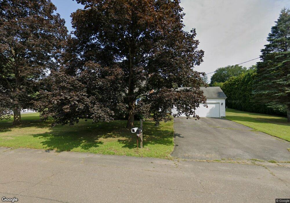 73 Pine Knoll Dr, Ludlow, MA 01056 - photo 1