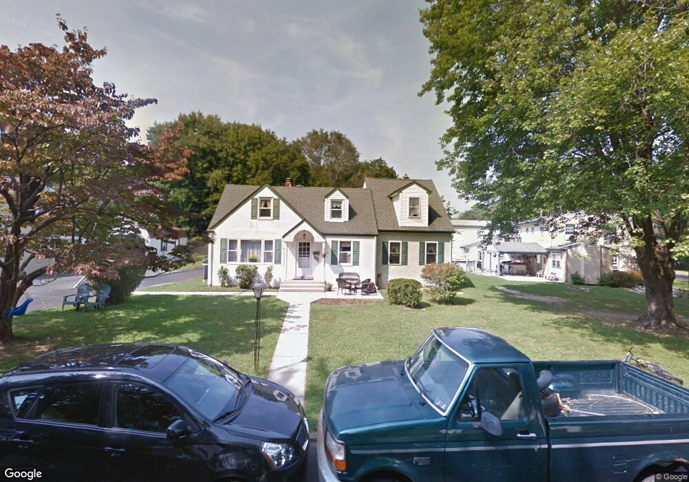 966 Cherry Ln, Southampton, PA 18966 - photo 1