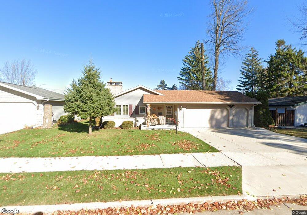 2110 Granger Rd, Manitowoc, WI 54220 - photo 1