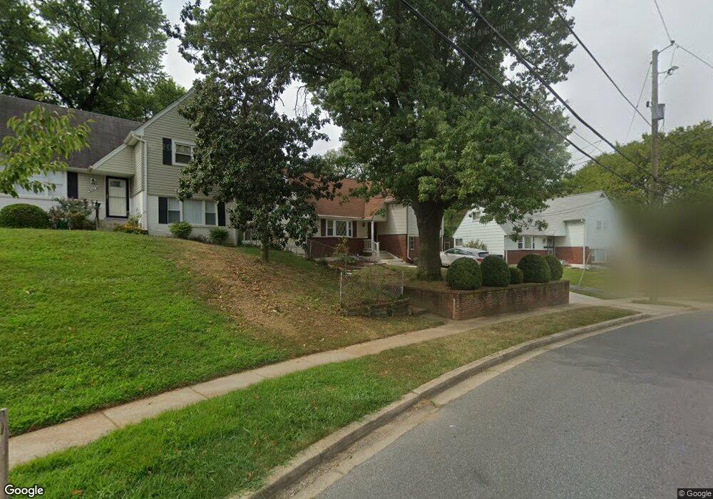 6011 Mustang Dr, Riverdale, MD 20737 - photo 1