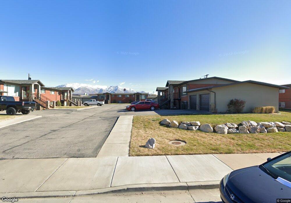 5840 S 2000 W unit A, Roy, UT 84067 - photo 1