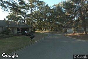 16 Hobcaw Ln, Savannah, GA 31411
