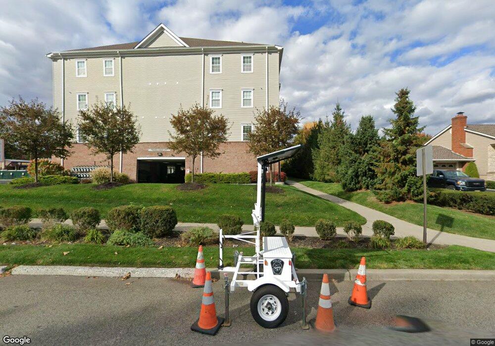 532 Bushes Ln, Elmwood Park, NJ 07407 - photo 1