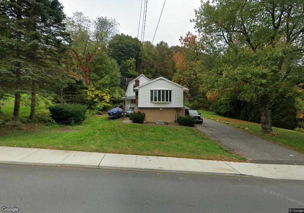 1182 Hamilton Ave, Waterbury, CT 06706 - photo 1