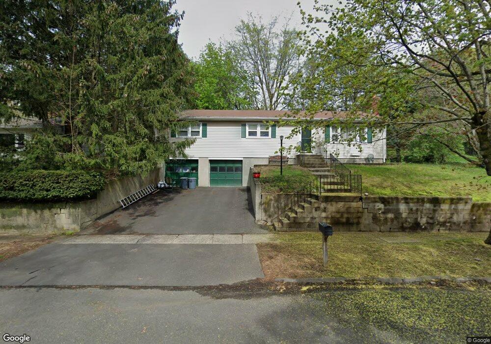 80 Luanne Rd, Stratford, CT 06614 - photo 1