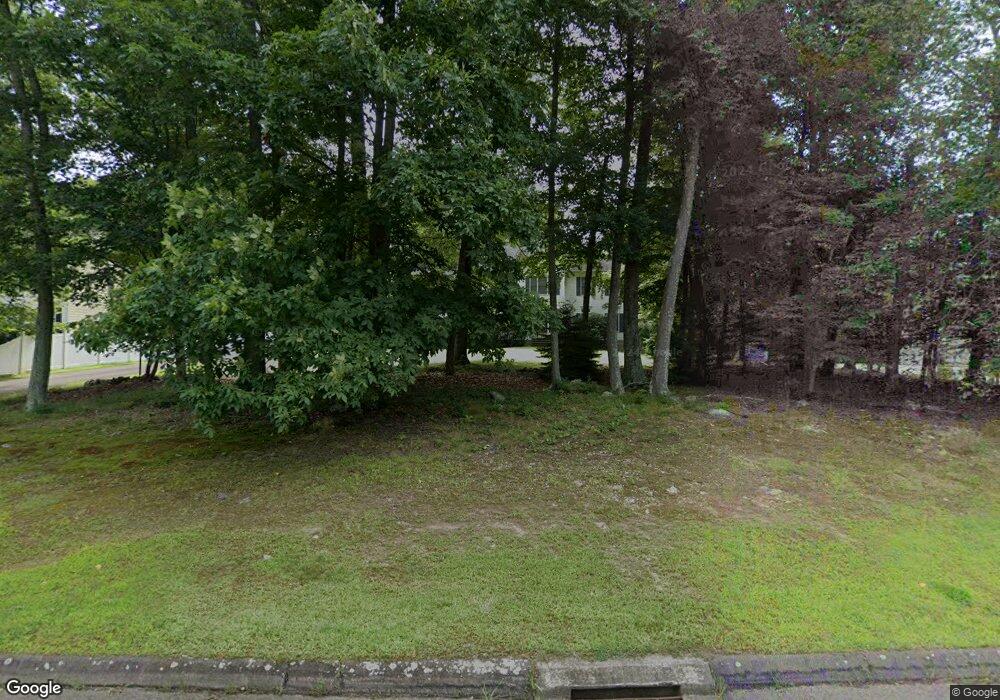 359 Willow Rd, Guilford, CT 06437 - photo 1