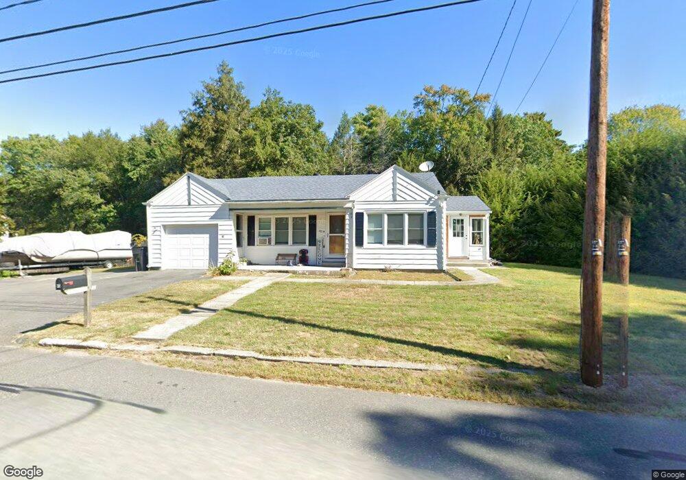 43 Oliver St, Easthampton, MA 01027 - photo 1