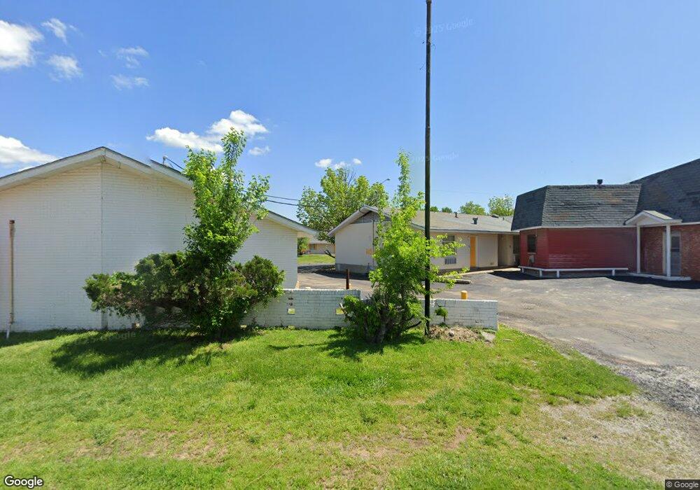 5609 W Skelly Dr, Tulsa, OK 74107 - photo 1