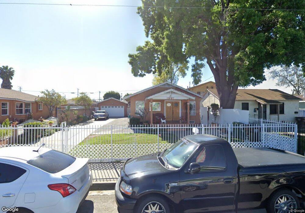 620 W Cherry St, Compton, CA 90222 - photo 1