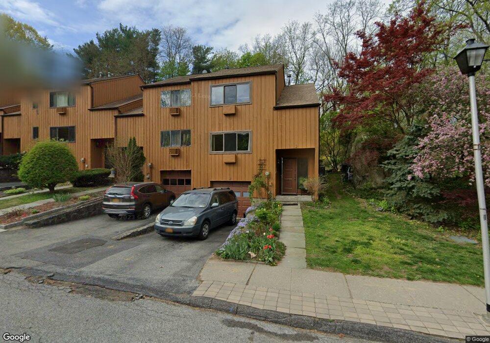 2 Amber Dr, Croton On Hudson, NY 10520 - photo 1