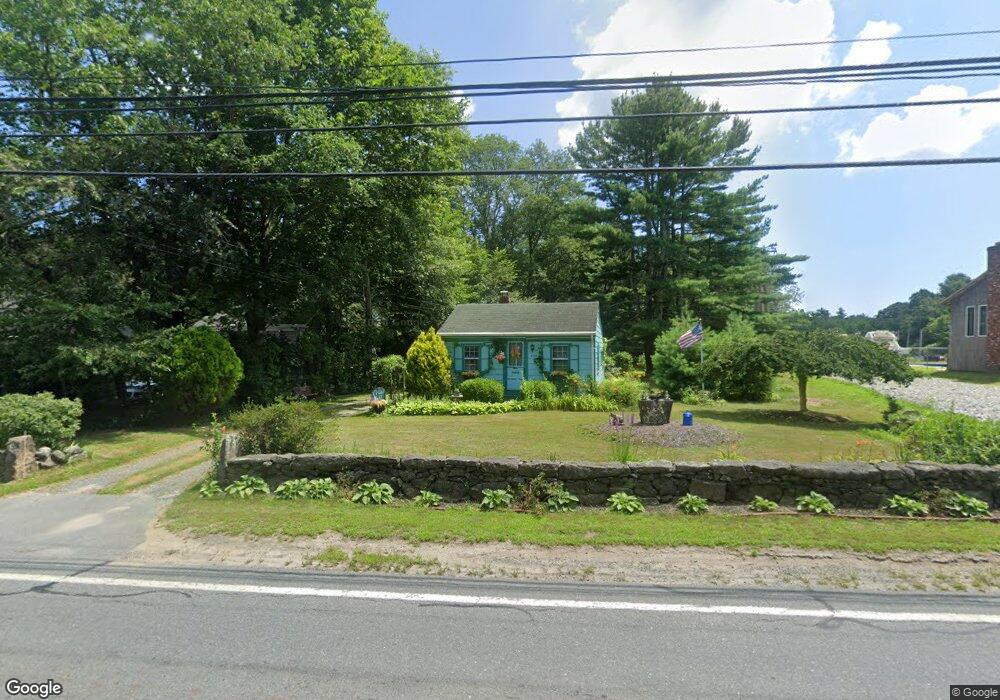 554 Main St, Acushnet, MA 02743 - photo 1