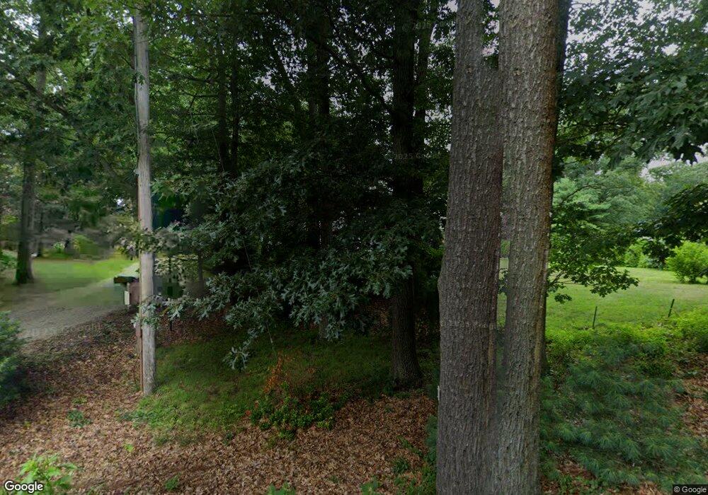 185 Cushing St, Hingham, MA 02043 - photo 1