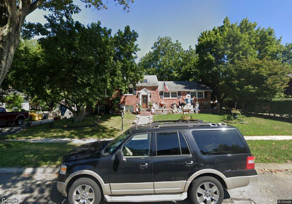 918 Lakeview Ave, Laurel Springs, NJ 08021 - photo 1