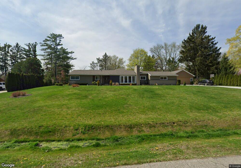 4568 Kirkcaldy Rd, Bloomfield Hills, MI 48304 - photo 1