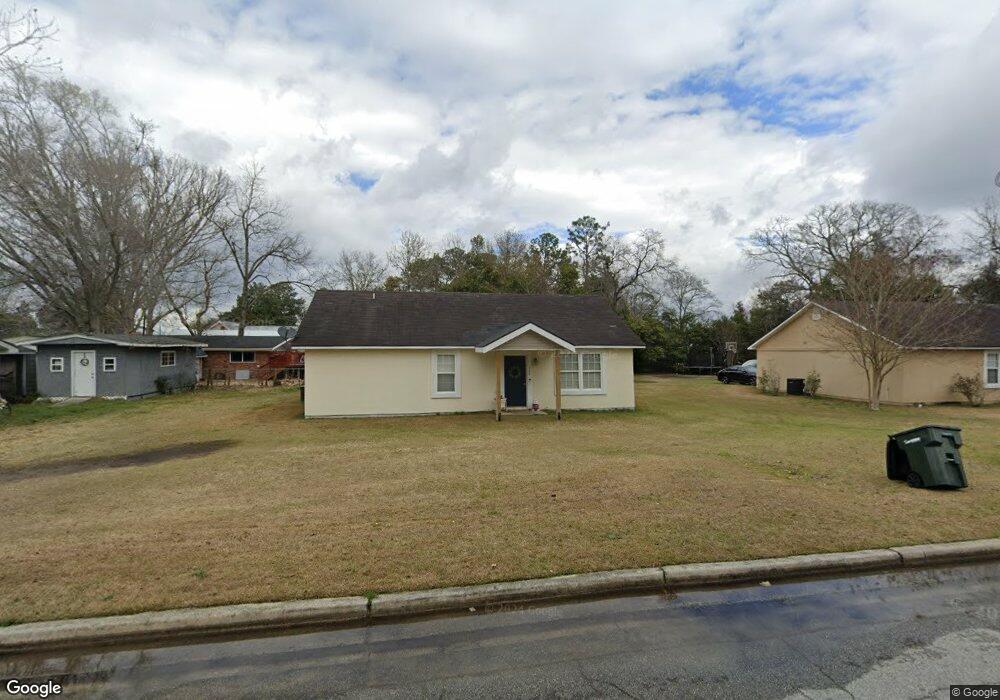 304 E Liberty St, Claxton, GA 30417 - photo 1