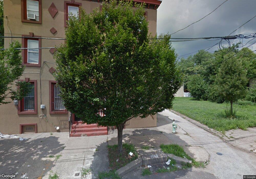 923 Point St, Camden, NJ 08102 - photo 1