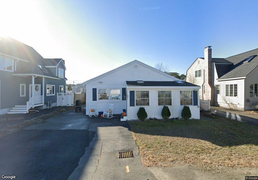 67 Pembroke St, Seabrook, NH 03874 - photo 1