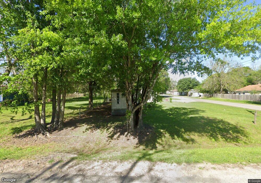 1504 Avenue D, Bay City, TX 77414 - photo 1