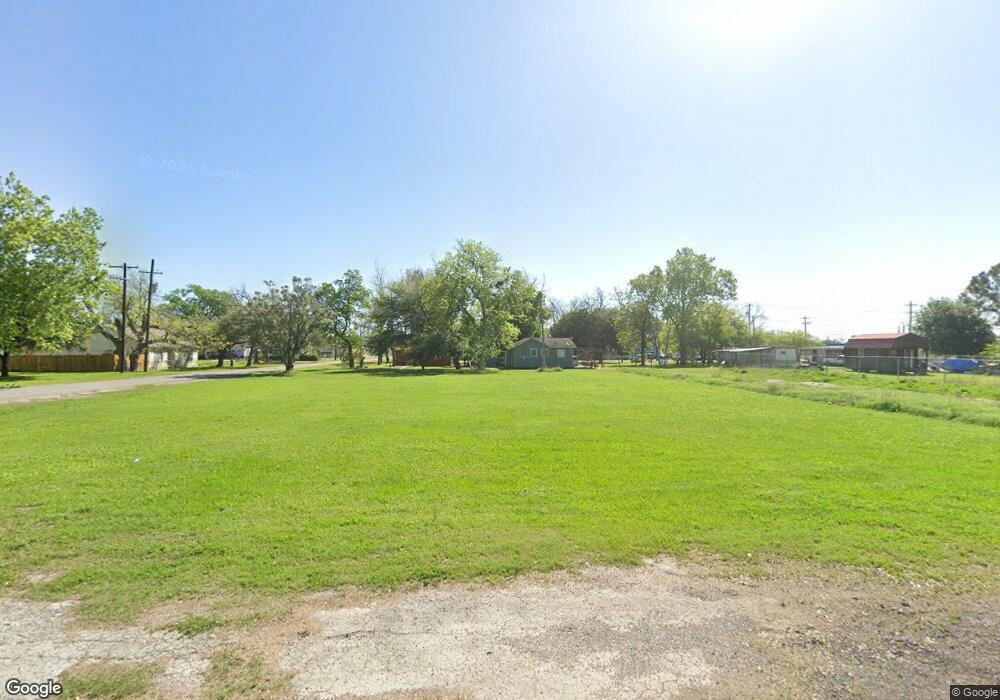 1701 Avenue D, Bay City, TX 77414 - photo 1