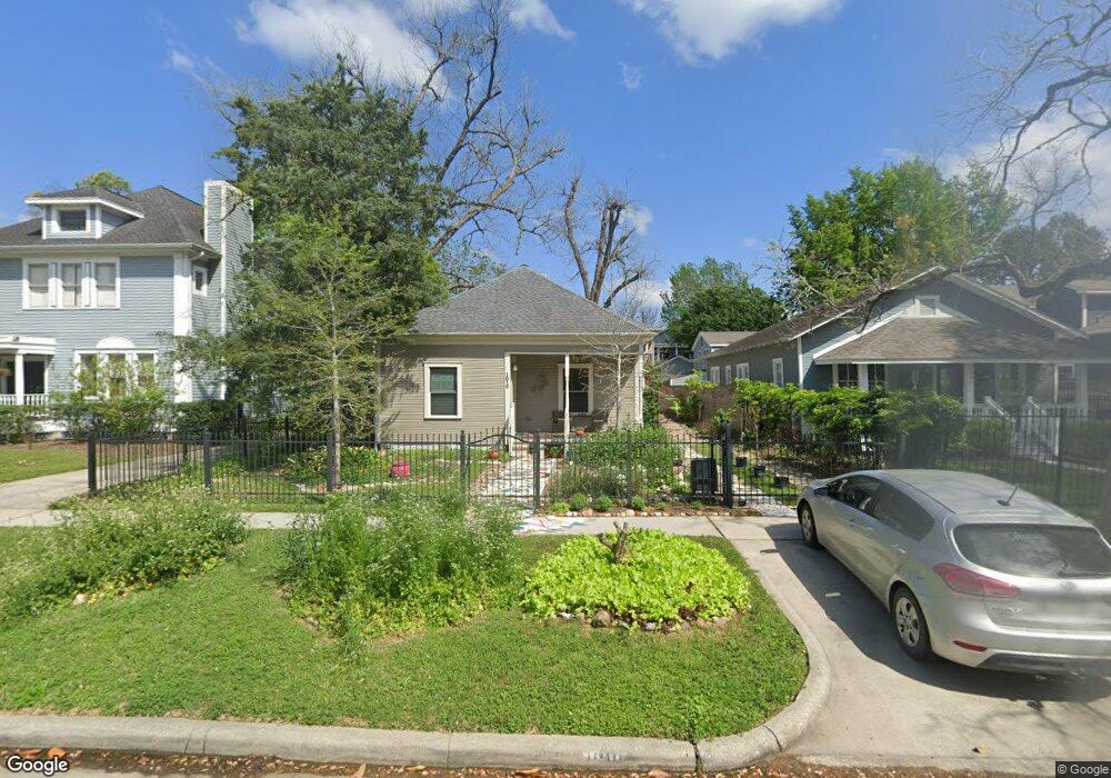 1610 Arlington St, Houston, TX 77008 - photo 1