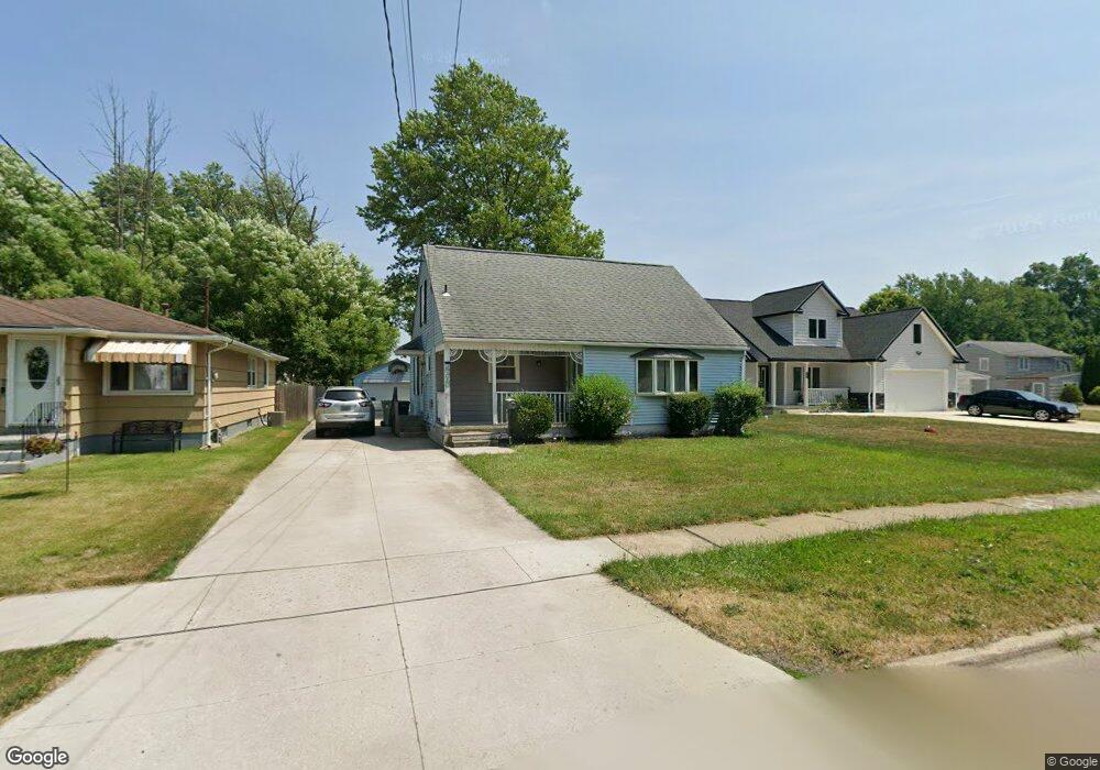 895 Nash Rd, North Tonawanda, NY 14120 - photo 1