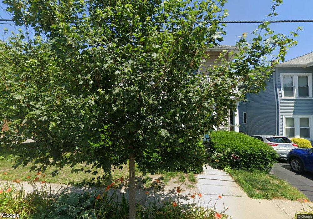 76 Marbury Ave, Pawtucket, RI 02860 - photo 1