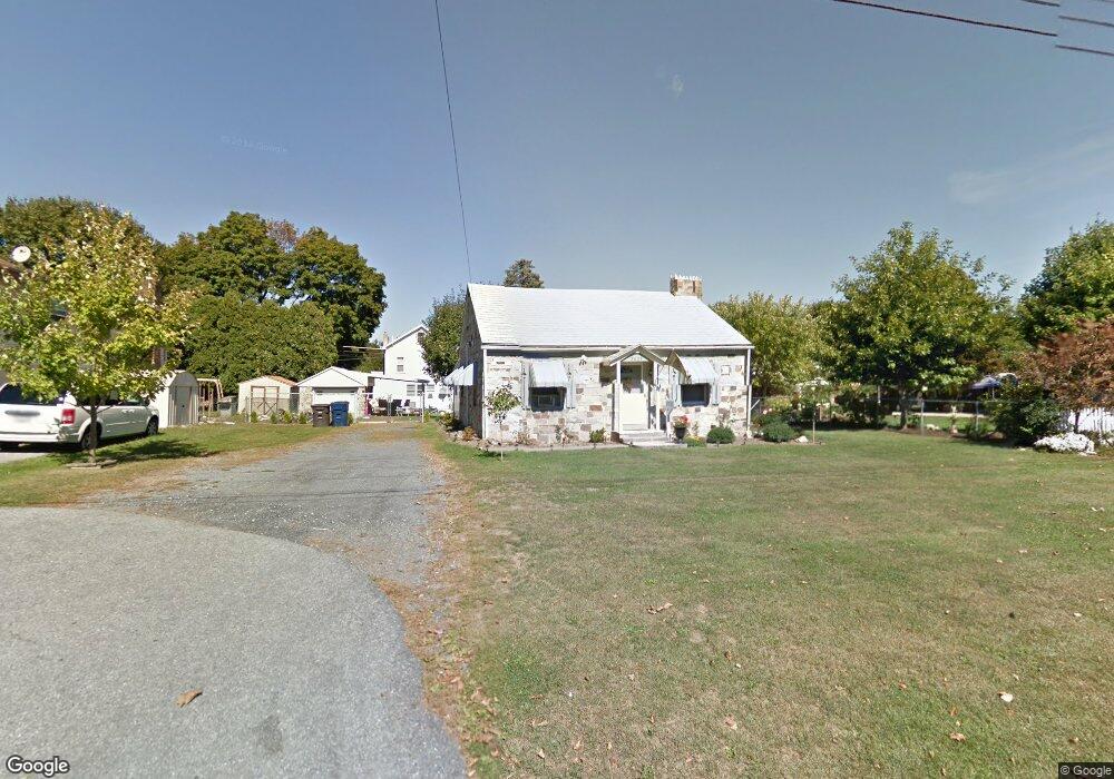 2033 Huckleberry Rd, Allentown, PA 18104 - photo 1