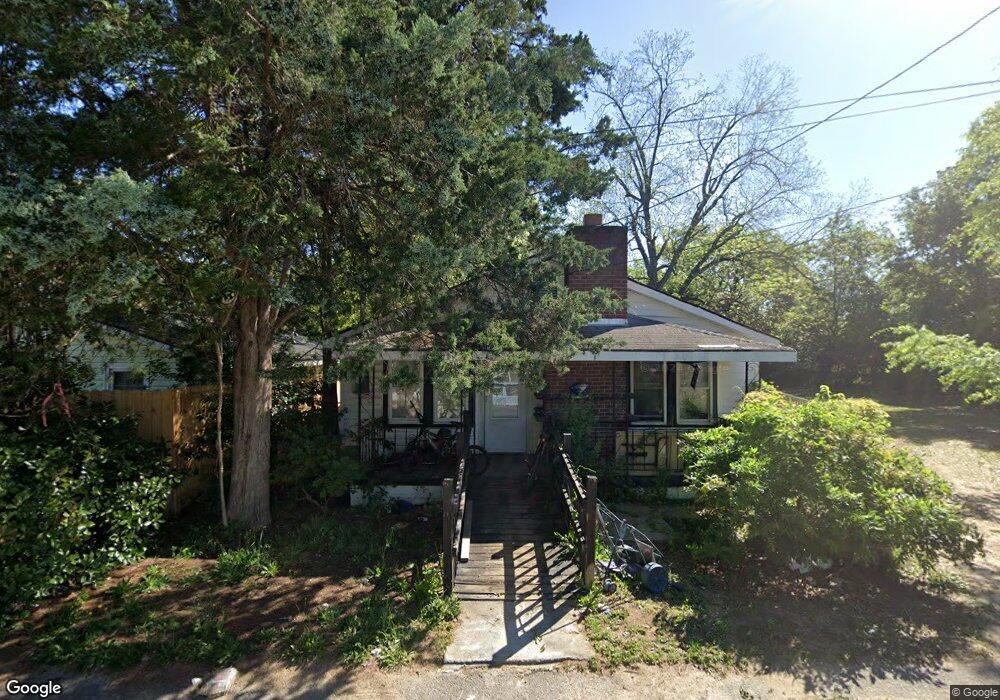 560 Lown St, West Columbia, SC 29169 - photo 1