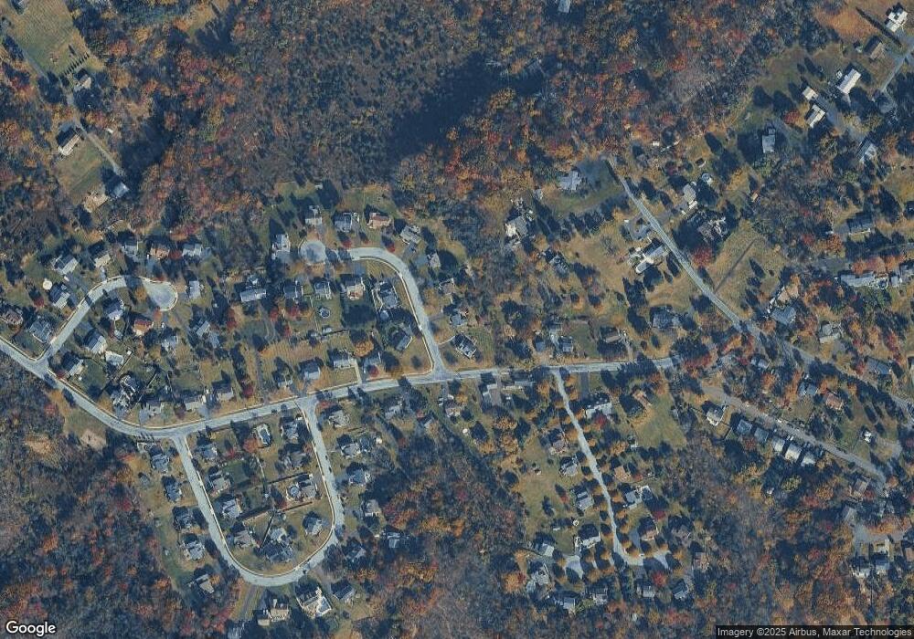 102 Wilson Dr, Schwenksville, PA 19473 - photo 1