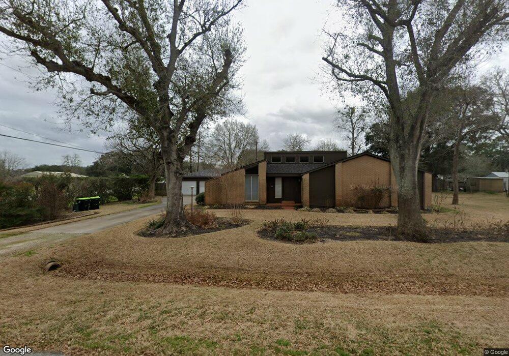 3207 Schroeder Ave, Needville, TX 77461 - photo 1