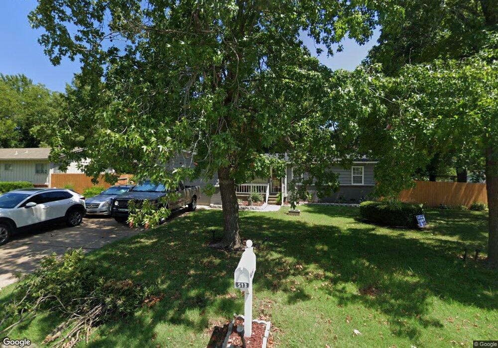 513 S 1st Place, Broken Arrow, OK 74012 - photo 1