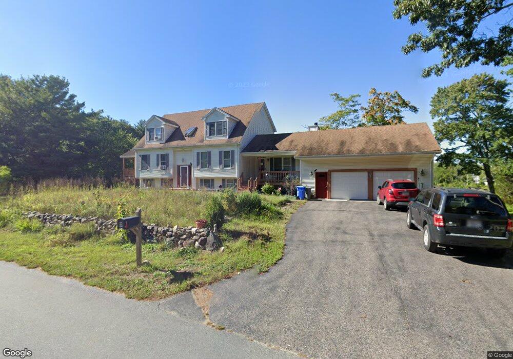 180 Fiske St, Holliston, MA 01746 - photo 1